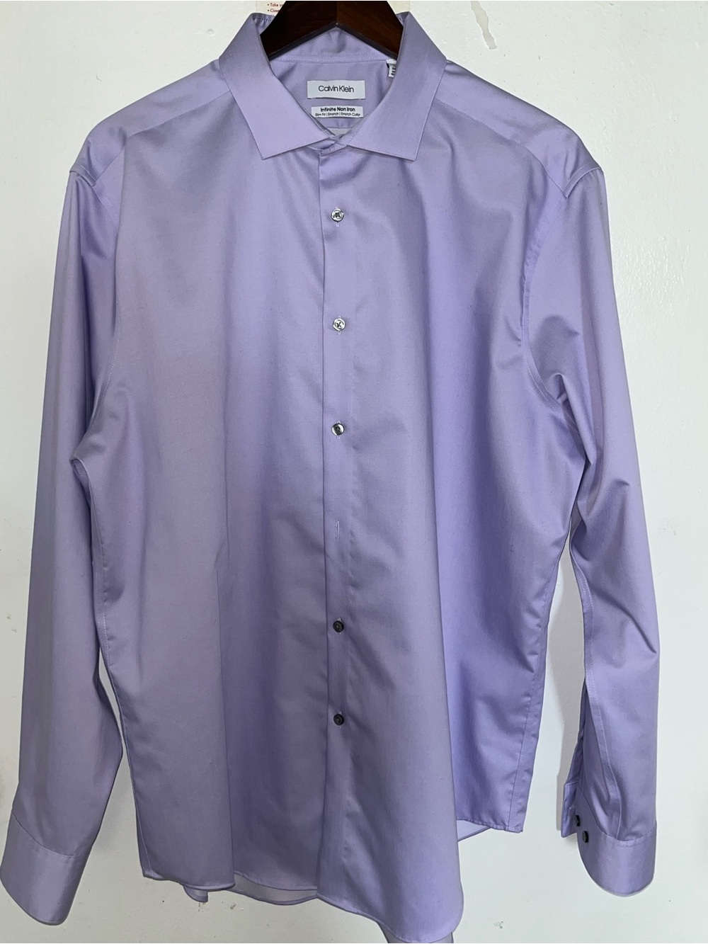 Calvin Klein slim fit non iron purple shirt. Size 17 1/2, 34/35